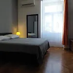 Central Jardin Guest House Split